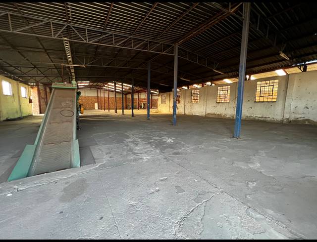 8,000M² FACTORY FOR SALE IN ALRODE